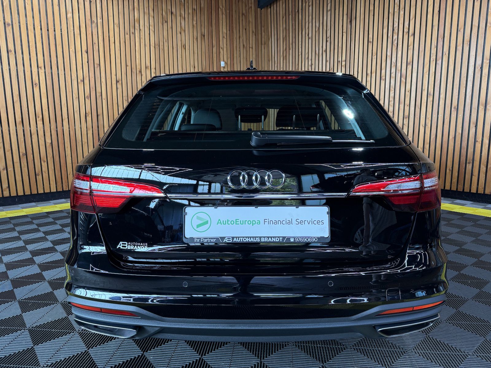 Fahrzeugabbildung Audi A4 Avant 2,0 TDI Aut. *Navi*Kam*Virtual*AHK*Keyl