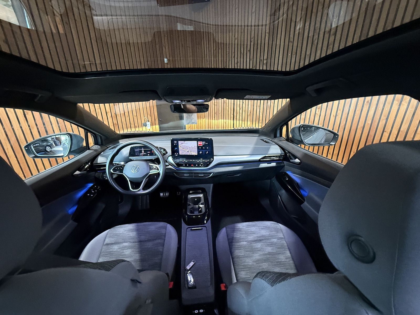 Fahrzeugabbildung Volkswagen ID.5 Pro *Navi*AHK*ACC*Matrix*Kam*Keyless*
