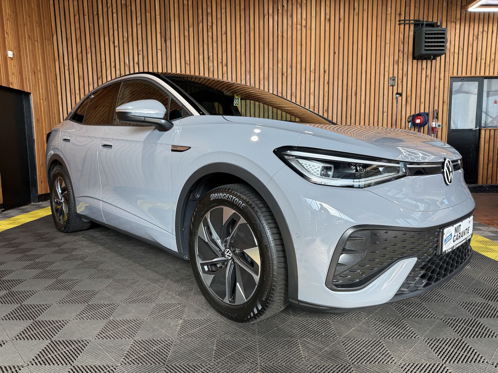 Fahrzeugabbildung Volkswagen ID.5 Pro *Navi*AHK*ACC*Matrix*Kam*Keyless*
