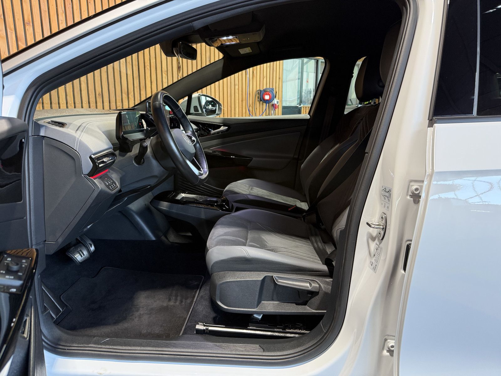 Fahrzeugabbildung Volkswagen ID.5 Pro Performance Navi*AHK*ACC*Matrix*KamKeyl
