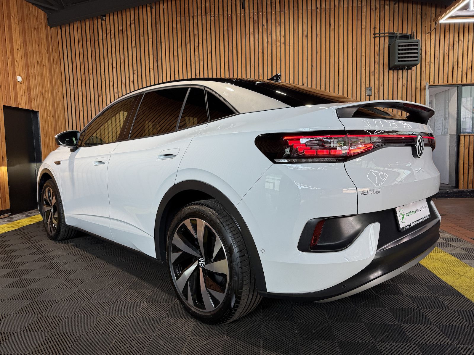 Fahrzeugabbildung Volkswagen ID.5 Pro Performance Navi*AHK*ACC*Matrix*KamKeyl