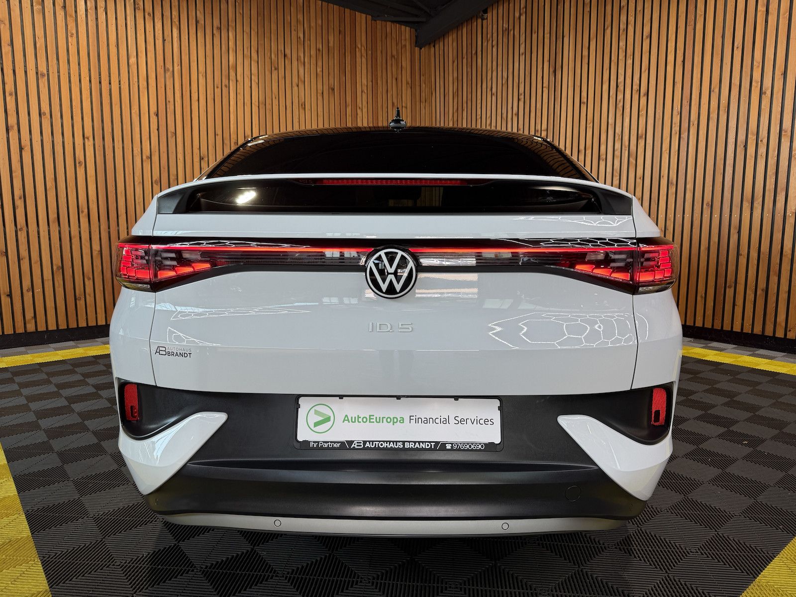 Fahrzeugabbildung Volkswagen ID.5 Pro Performance Navi*AHK*ACC*Matrix*KamKeyl