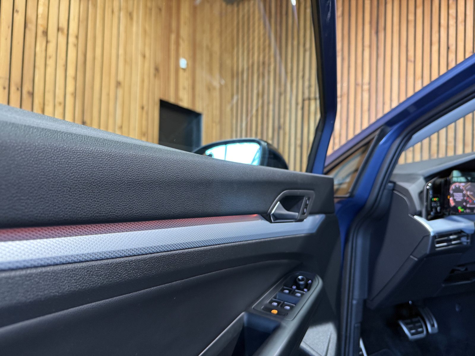 Fahrzeugabbildung Volkswagen Golf Variant 1,5eTSI Goal Navi*AHK*LED-Plus*360°