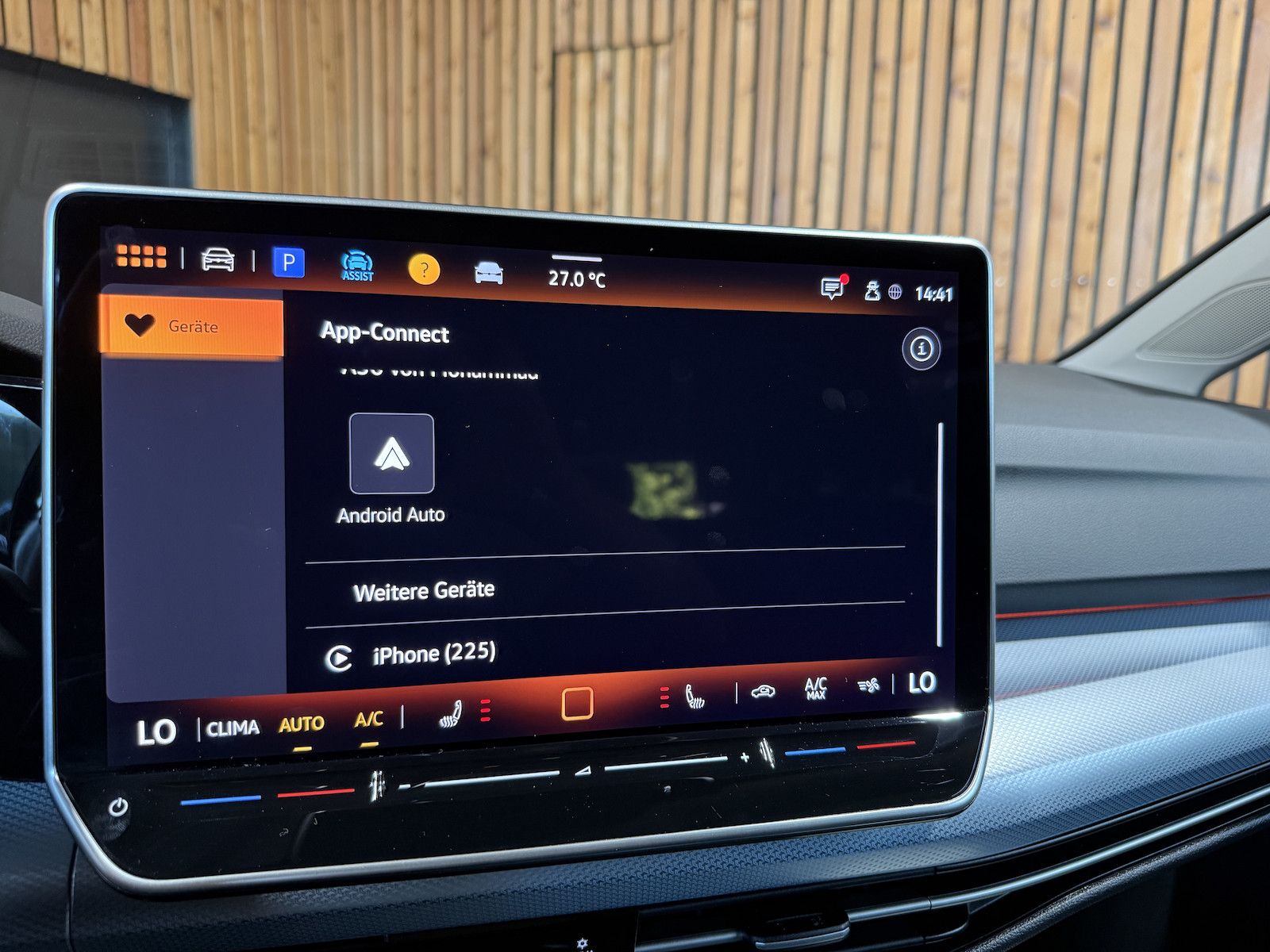 Fahrzeugabbildung Volkswagen Golf Variant 1,5eTSI Goal Navi*AHK*LED-Plus*360°
