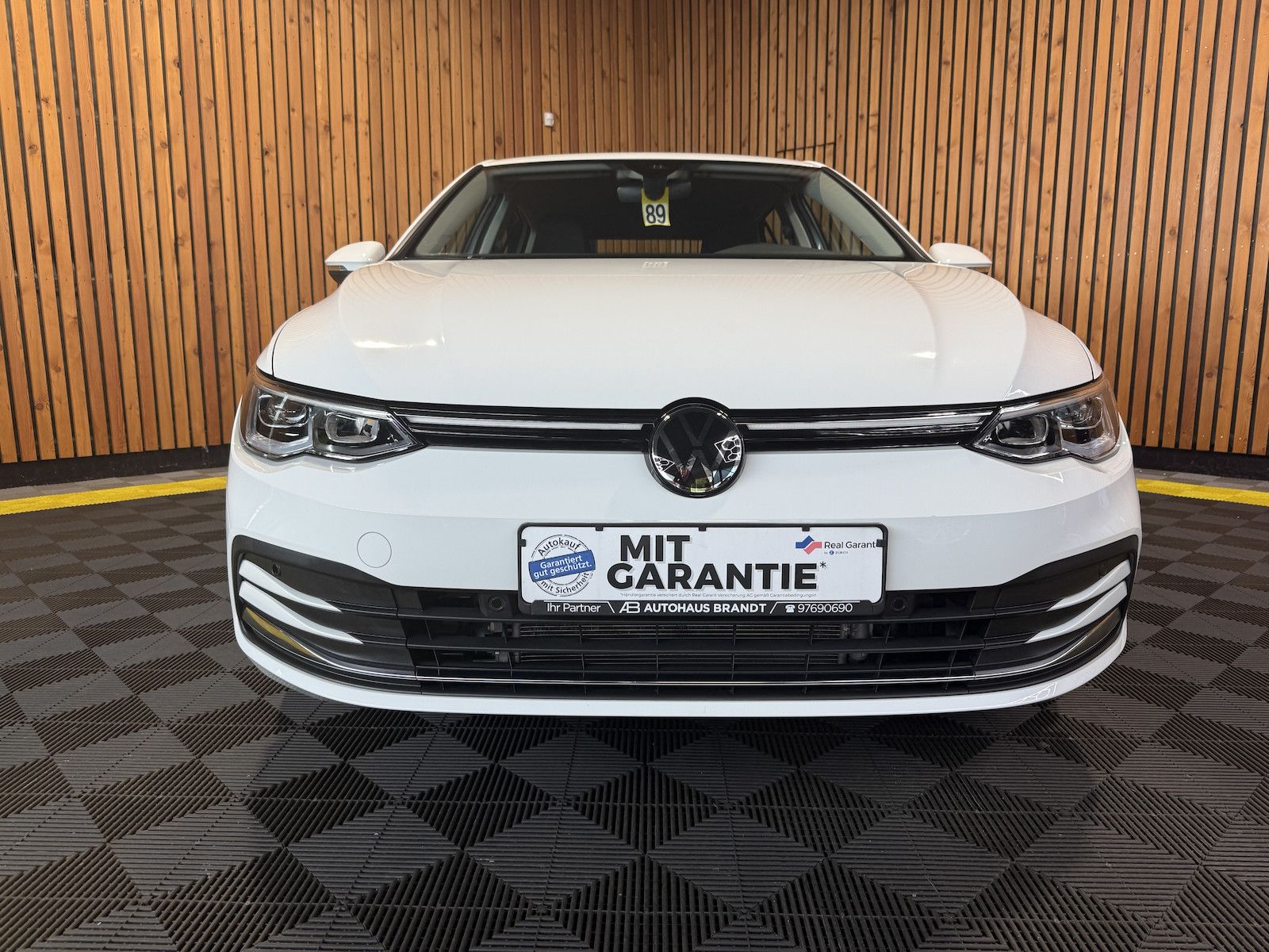 Fahrzeugabbildung Volkswagen Golf 2,0 TSI Style DSG *Navi*Kam*el.Sitz*LED*ACC