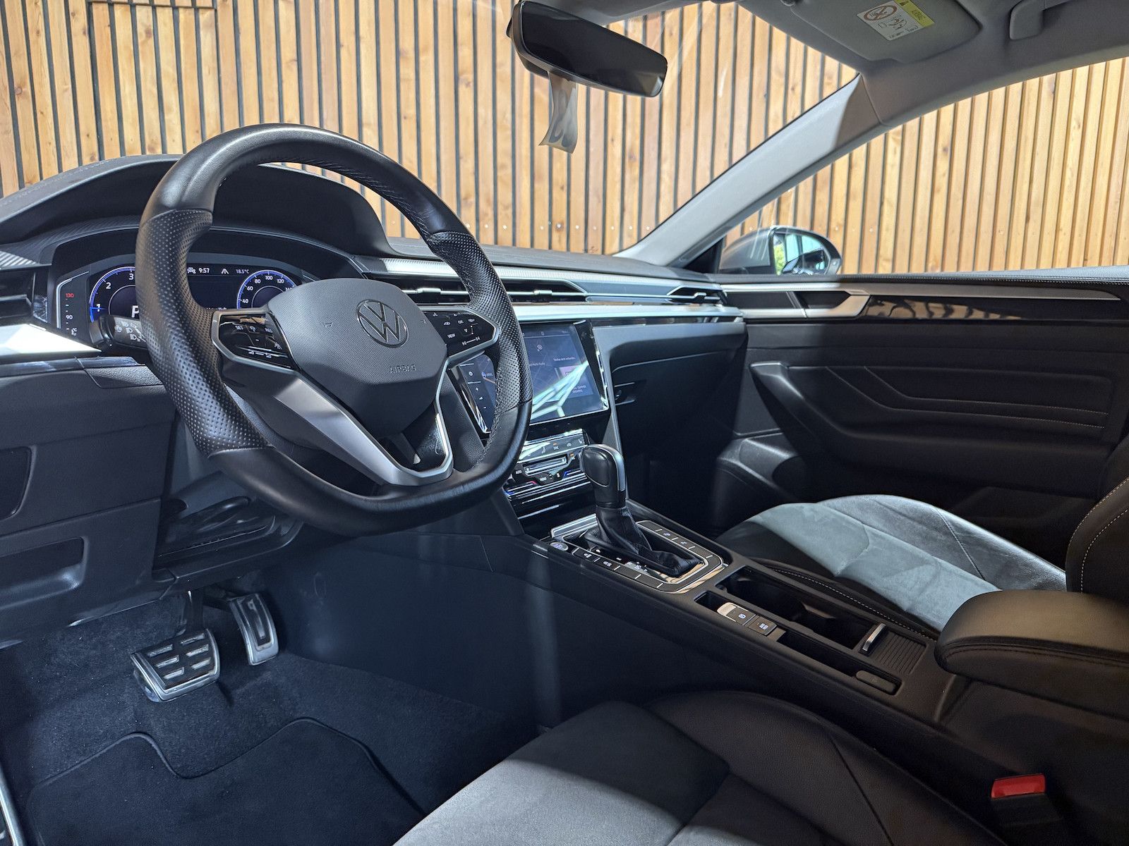 Fahrzeugabbildung Volkswagen Arteon SB. TDI *Navi*Virtual*Kam*AHK*StanHz*Keyl