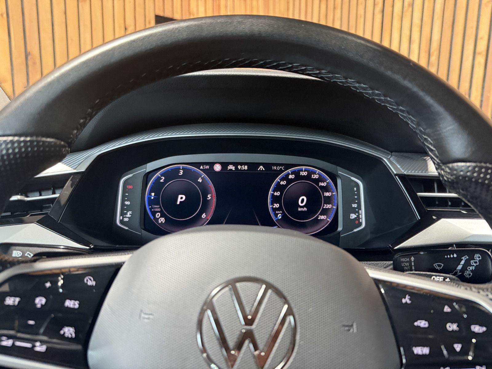 Fahrzeugabbildung Volkswagen Arteon SB. TDI *Navi*Virtual*Kam*AHK*StanHz*Keyl