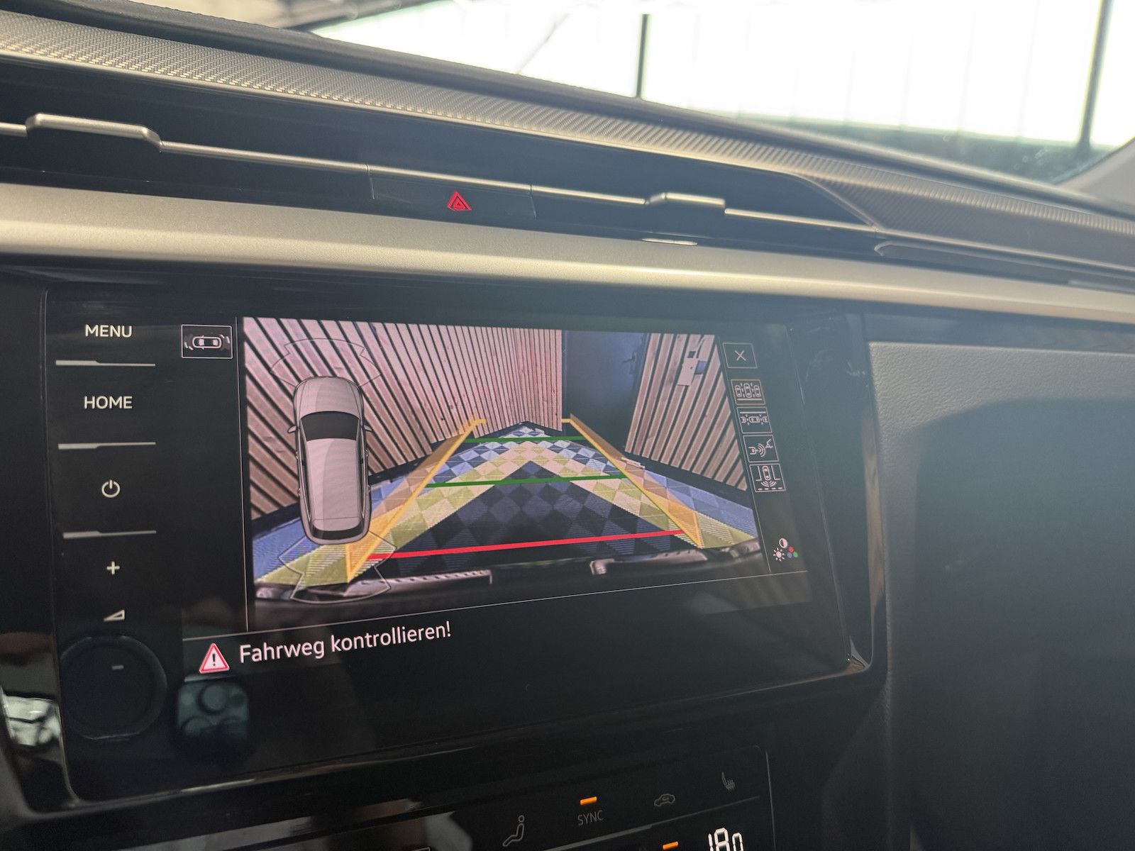 Fahrzeugabbildung Volkswagen Arteon SB. TDI *Navi*Virtual*Kam*AHK*StanHz*Keyl