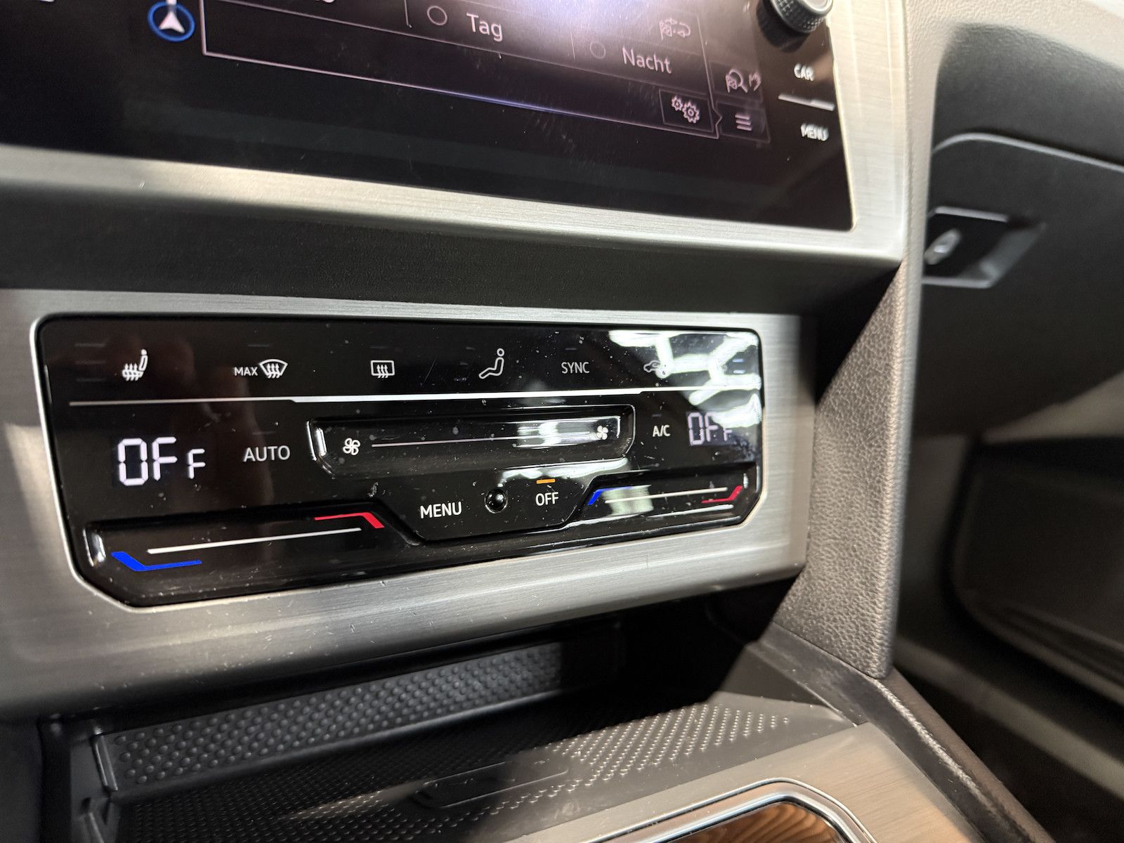 Fahrzeugabbildung Volkswagen Passat Variant 2,0 TDI DSG *Navi*LED*Kam*ACC*AHK