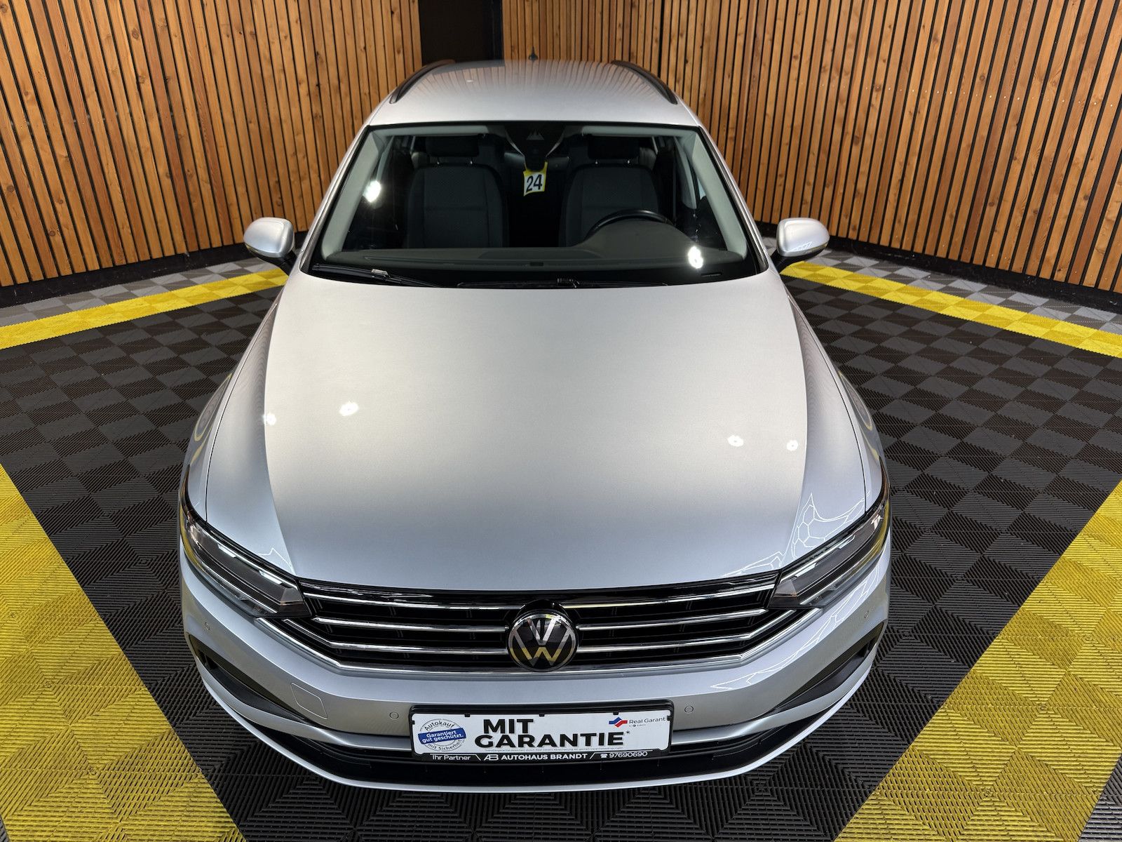 Fahrzeugabbildung Volkswagen Passat Variant 2,0 TDI DSG *Navi*LED*Kam*ACC*AHK