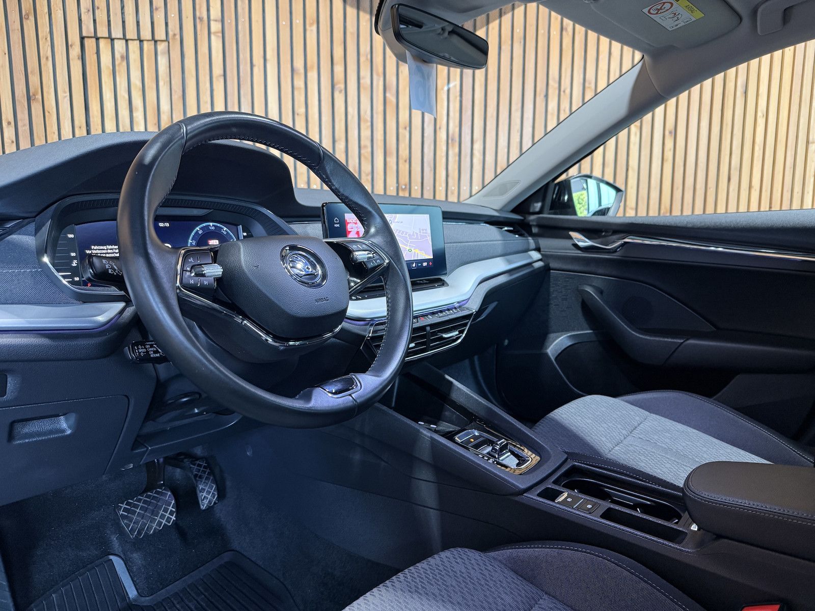 Fahrzeugabbildung SKODA Octavia Combi 2,0TDI Style DSG Navi*LED*Head*AHK