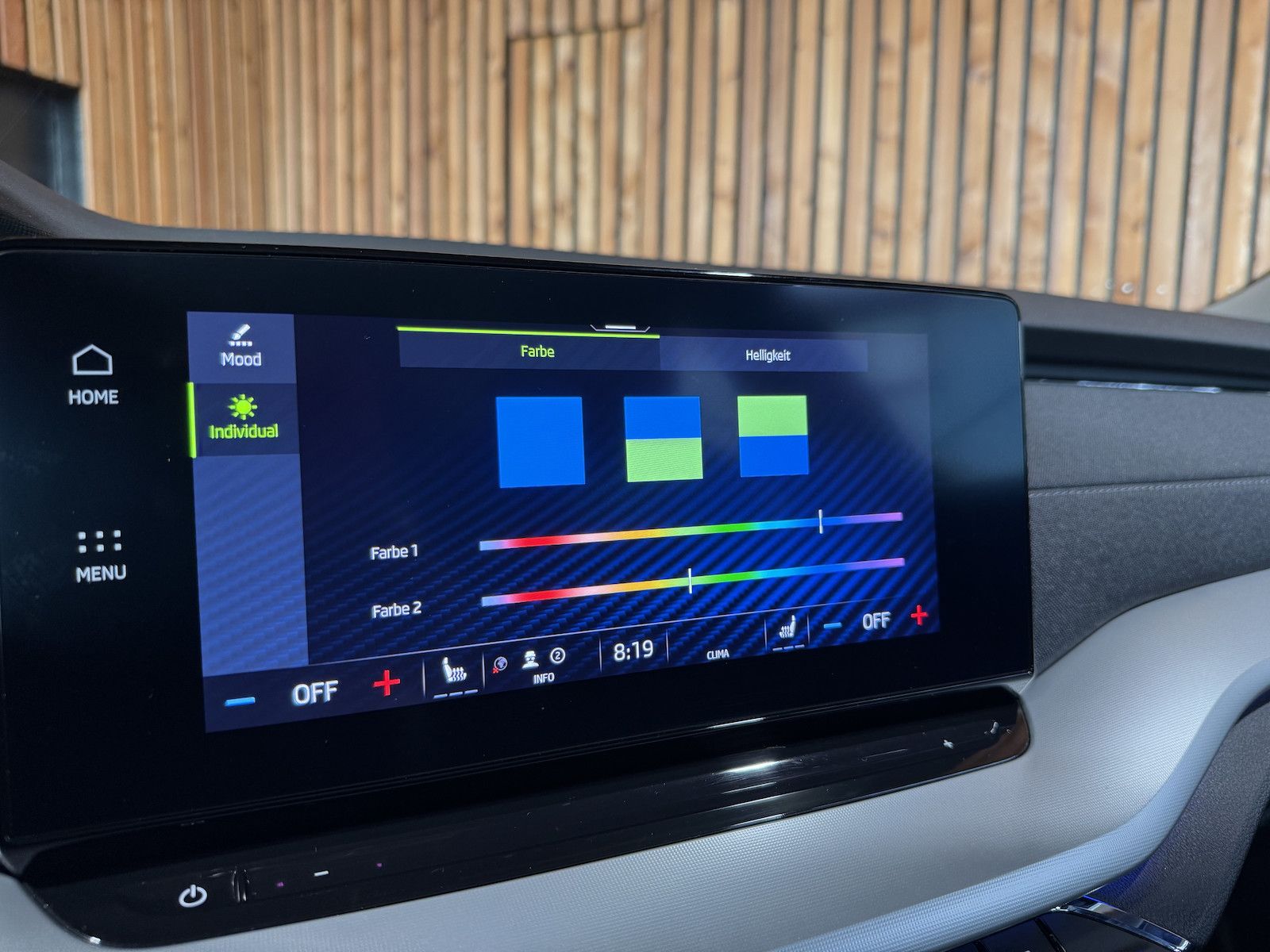 Fahrzeugabbildung SKODA Octavia Combi 2,0TDI Style DSG Navi*LED*Head*AHK
