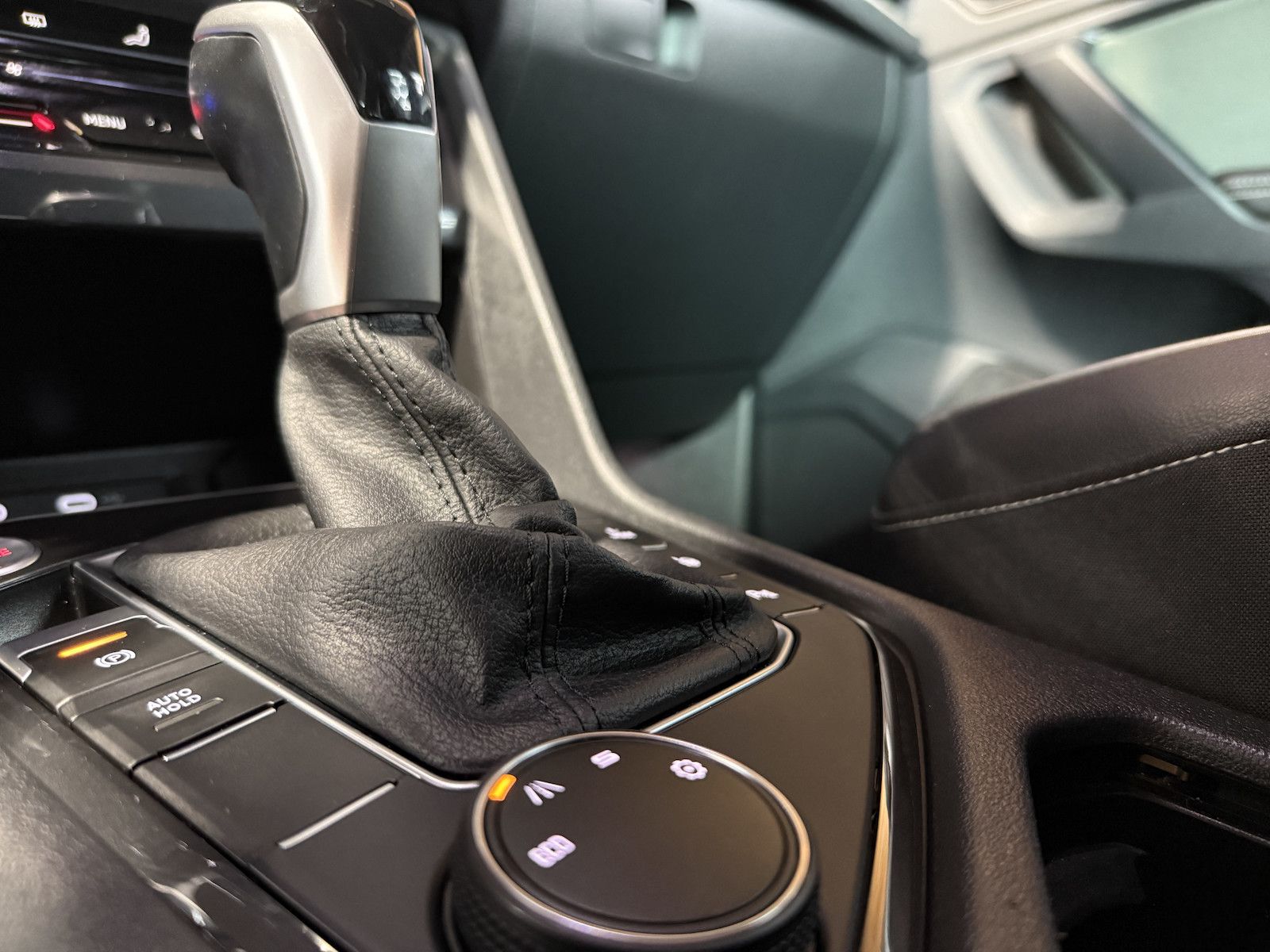 Fahrzeugabbildung SEAT Tarraco e-Hybrid Xperience DSG *Navi*LED*Kam*AHK