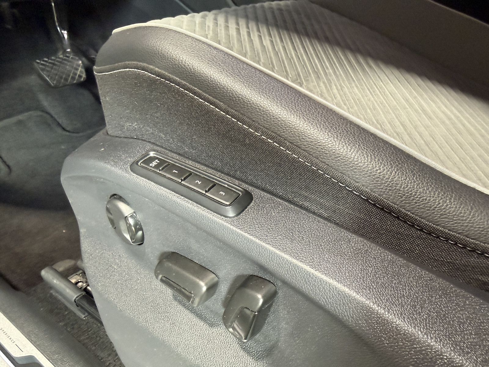 Fahrzeugabbildung SEAT Tarraco e-Hybrid Xperience DSG *Navi*LED*Kam*AHK