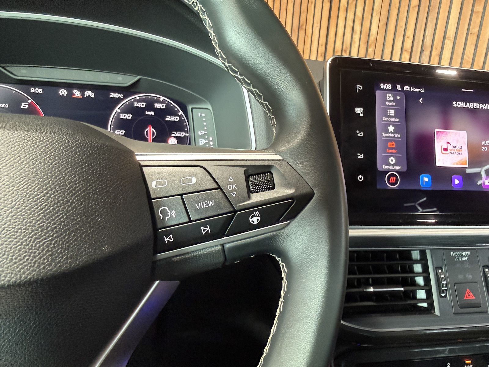 Fahrzeugabbildung SEAT Tarraco e-Hybrid Xperience DSG *Navi*LED*Kam*AHK
