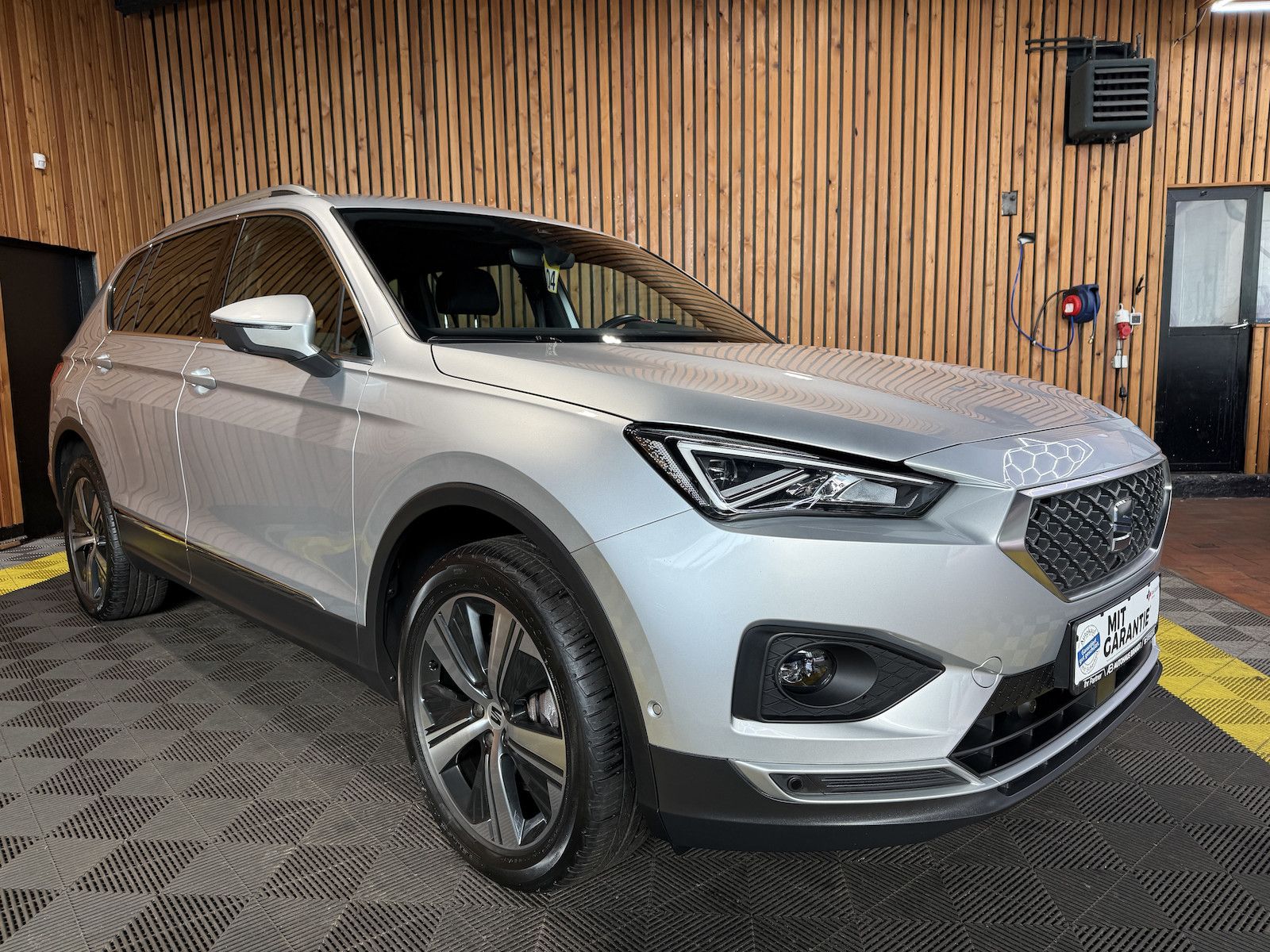 Fahrzeugabbildung SEAT Tarraco e-Hybrid Xperience DSG *Navi*LED*Kam*AHK