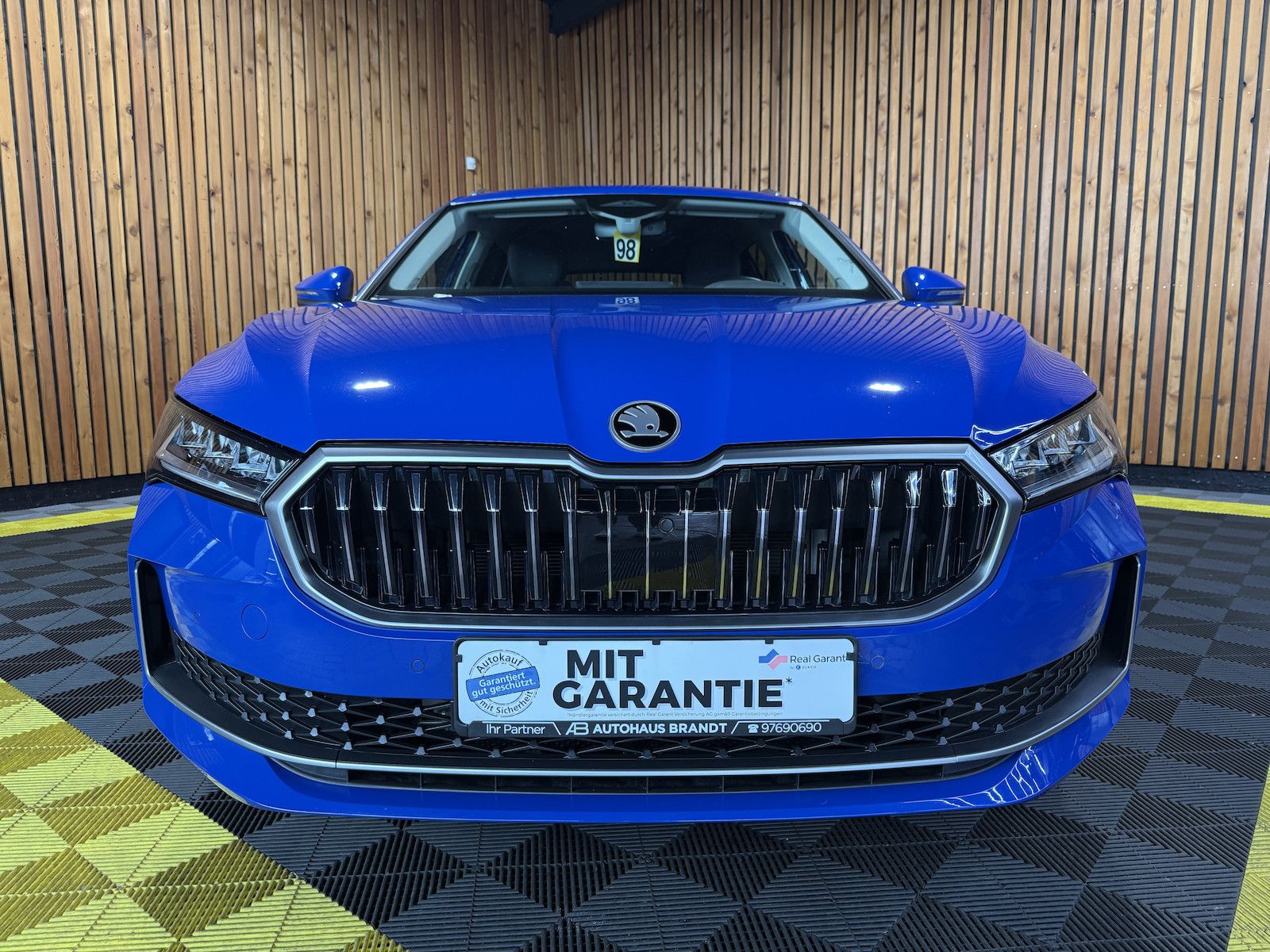 Fahrzeugabbildung SKODA Superb Combi 1,5 eTSI DSG n.Modell *Navi*Kam*LED
