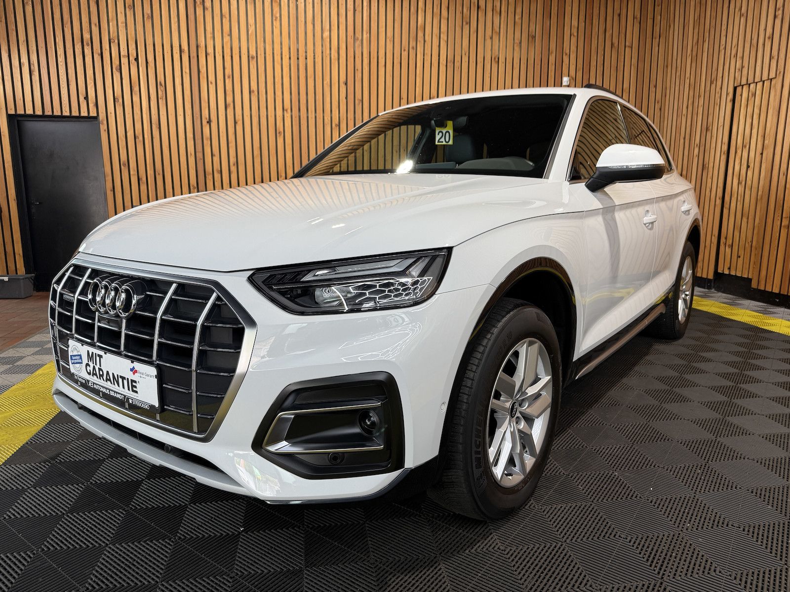 Fahrzeugabbildung Audi Q5 40 TDI qu. advan. *Navi*Kam*ACC*Virtual*Leder