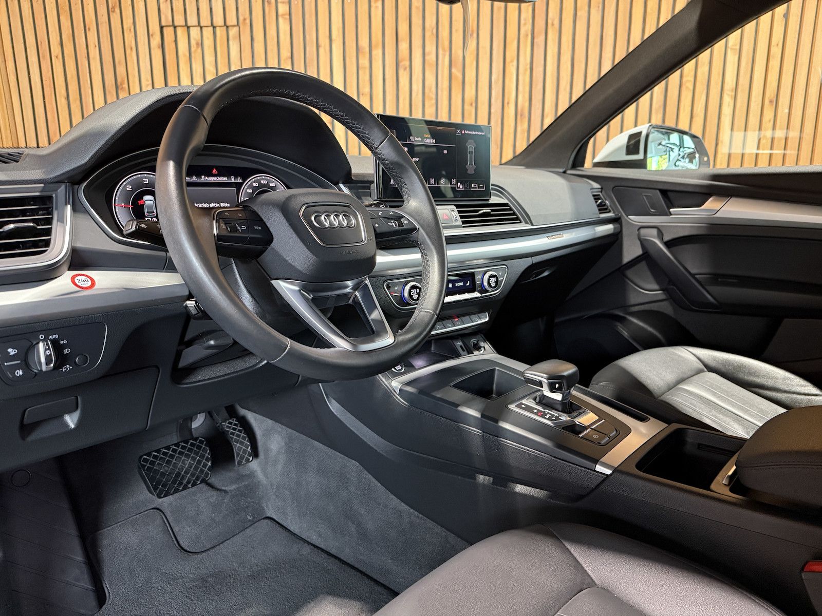 Fahrzeugabbildung Audi Q5 40 TDI qu. advan. *Navi*Kam*ACC*Virtual*Leder