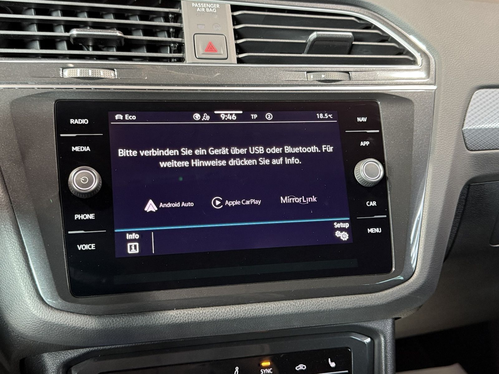 Fahrzeugabbildung Volkswagen Tiguan 1,5 TSI Active DSG *Navi*AHK*Kam*ACC*App*