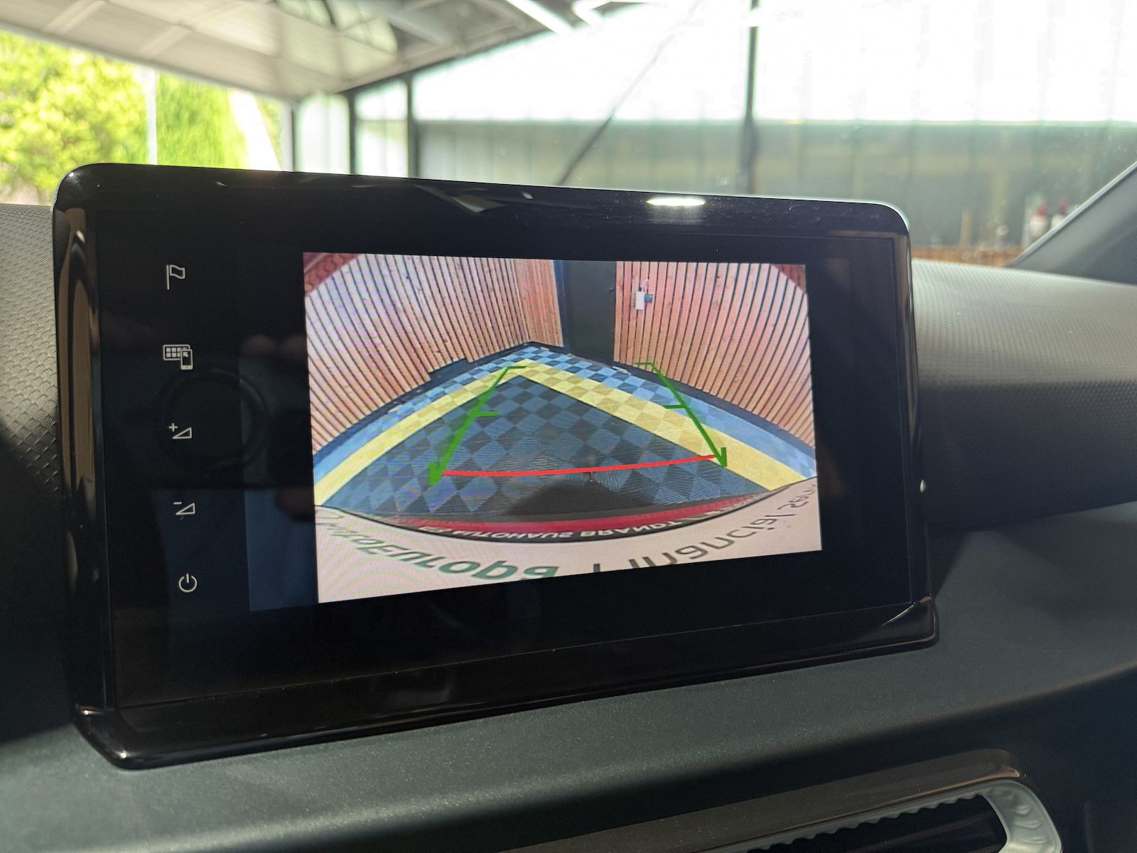 Fahrzeugabbildung SEAT Arona TSI DSG *Navi*App*Kam*ACC*Keyl.*Beats*Virt