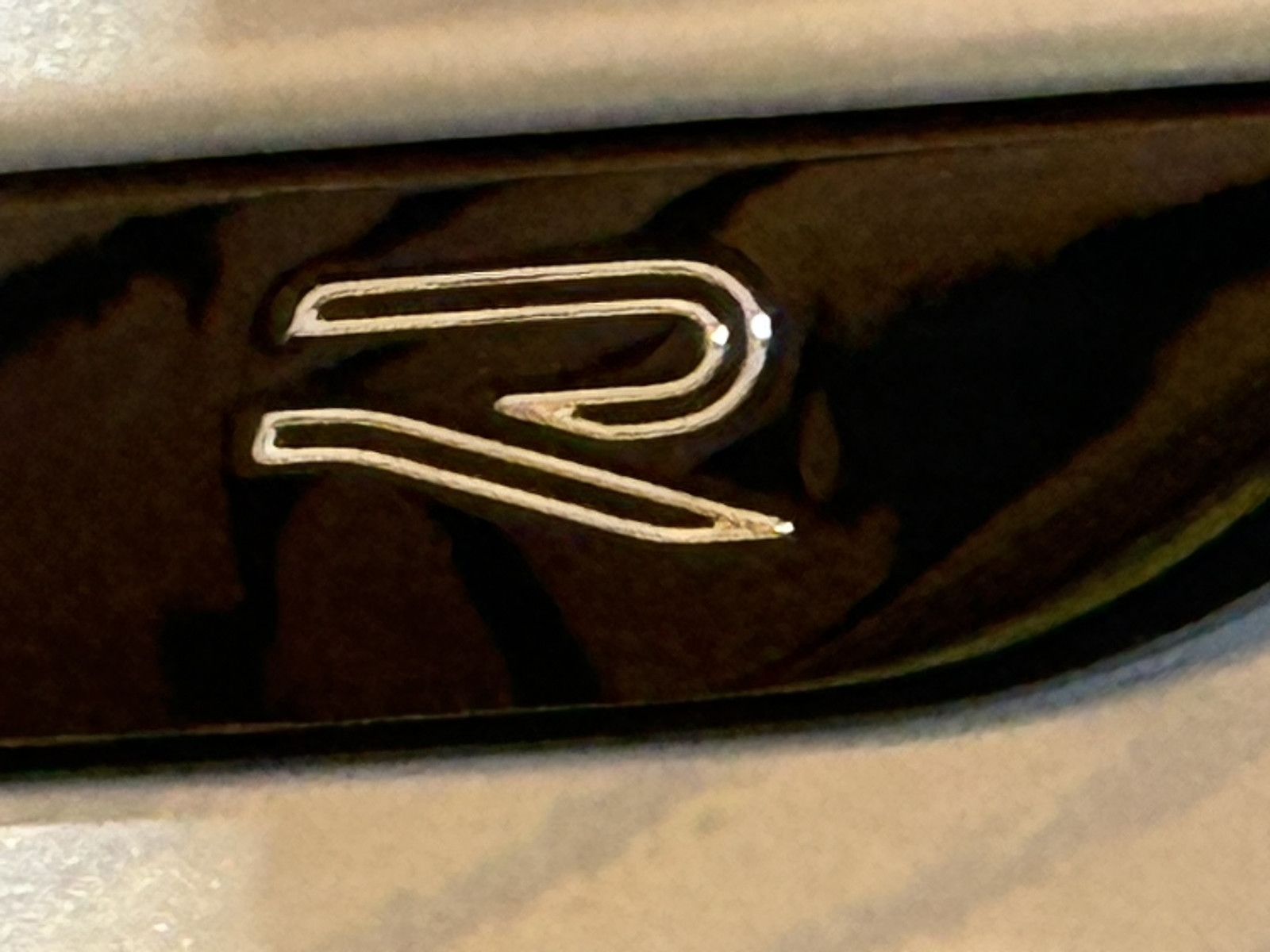 Fahrzeugabbildung Volkswagen Tiguan Allspace 2,0 TSI R-Line Black 4M *Matrix*