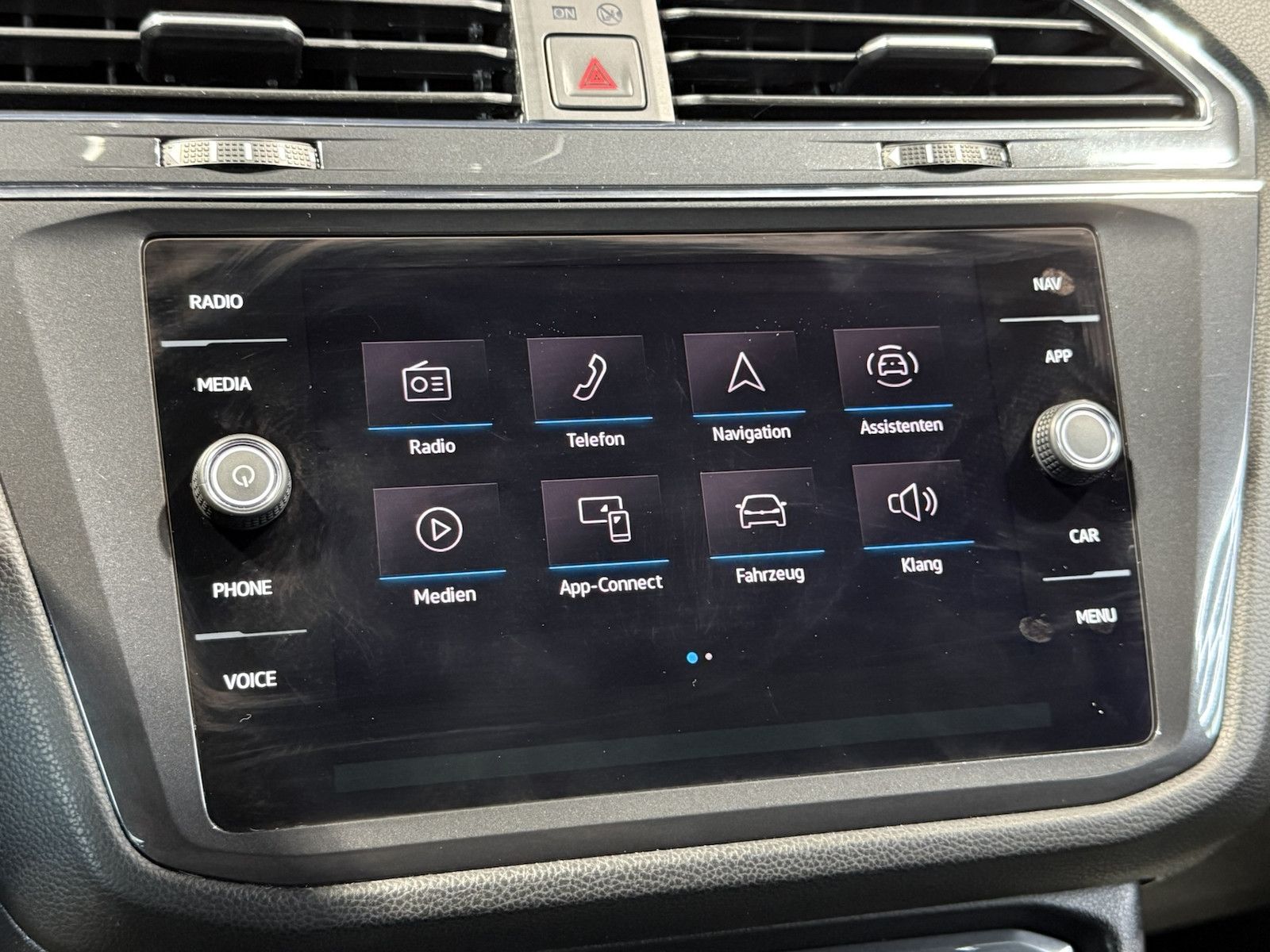 Fahrzeugabbildung Volkswagen Tiguan Allspace 2,0 TSI R-Line Black 4M *Matrix*