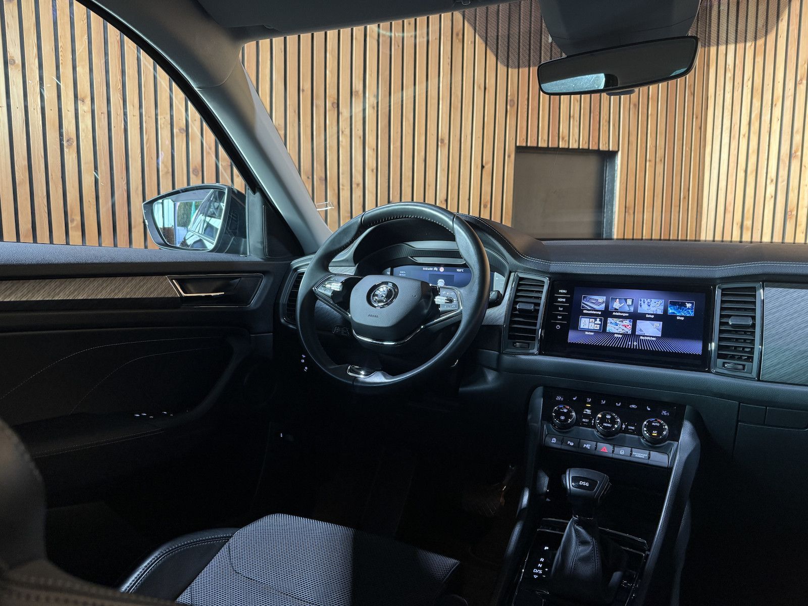Fahrzeugabbildung SKODA Kodiaq 2,0 TDI DSG *Navi*Matrix*Virtual*Kam*AHK*