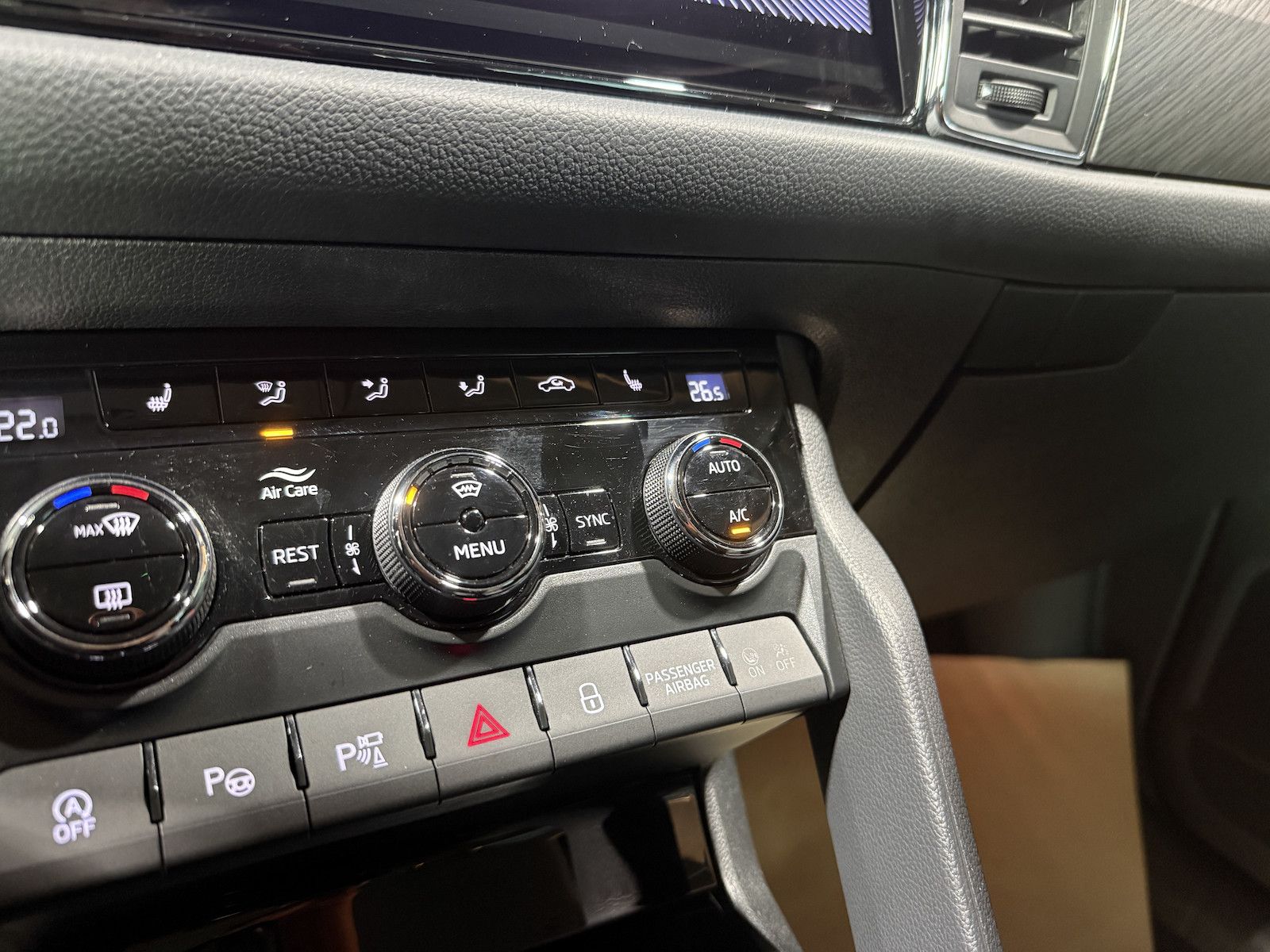 Fahrzeugabbildung SKODA Kodiaq 2,0 TDI DSG *Navi*Matrix*Virtual*Kam*AHK*