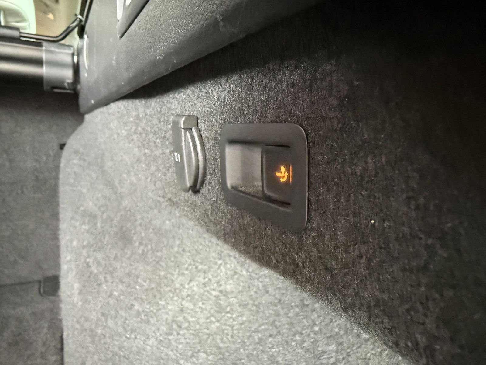 Fahrzeugabbildung Volkswagen Passat Alltrack 2,0 TDI 4M DSG Navi*360*Pano*AHK
