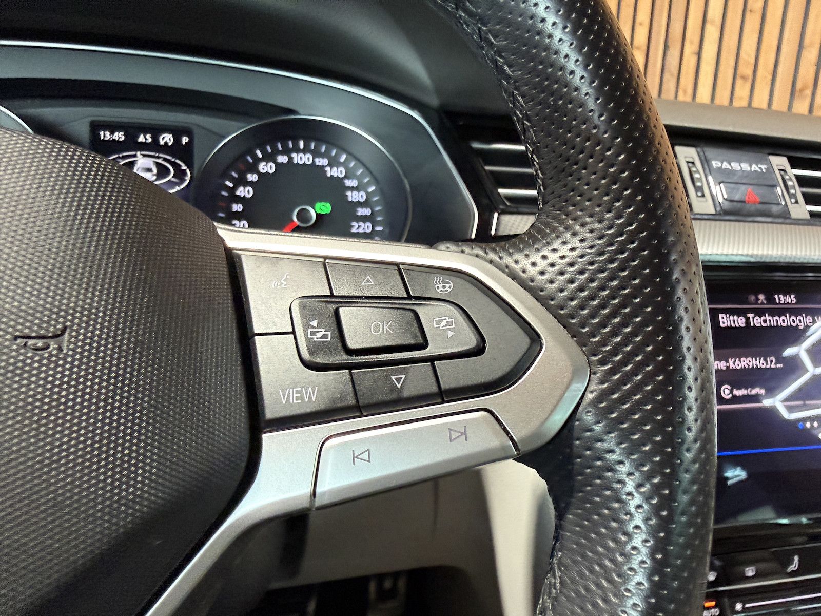 Fahrzeugabbildung Volkswagen Passat Alltrack 2,0 TDI 4M DSG Navi*360*Pano*AHK
