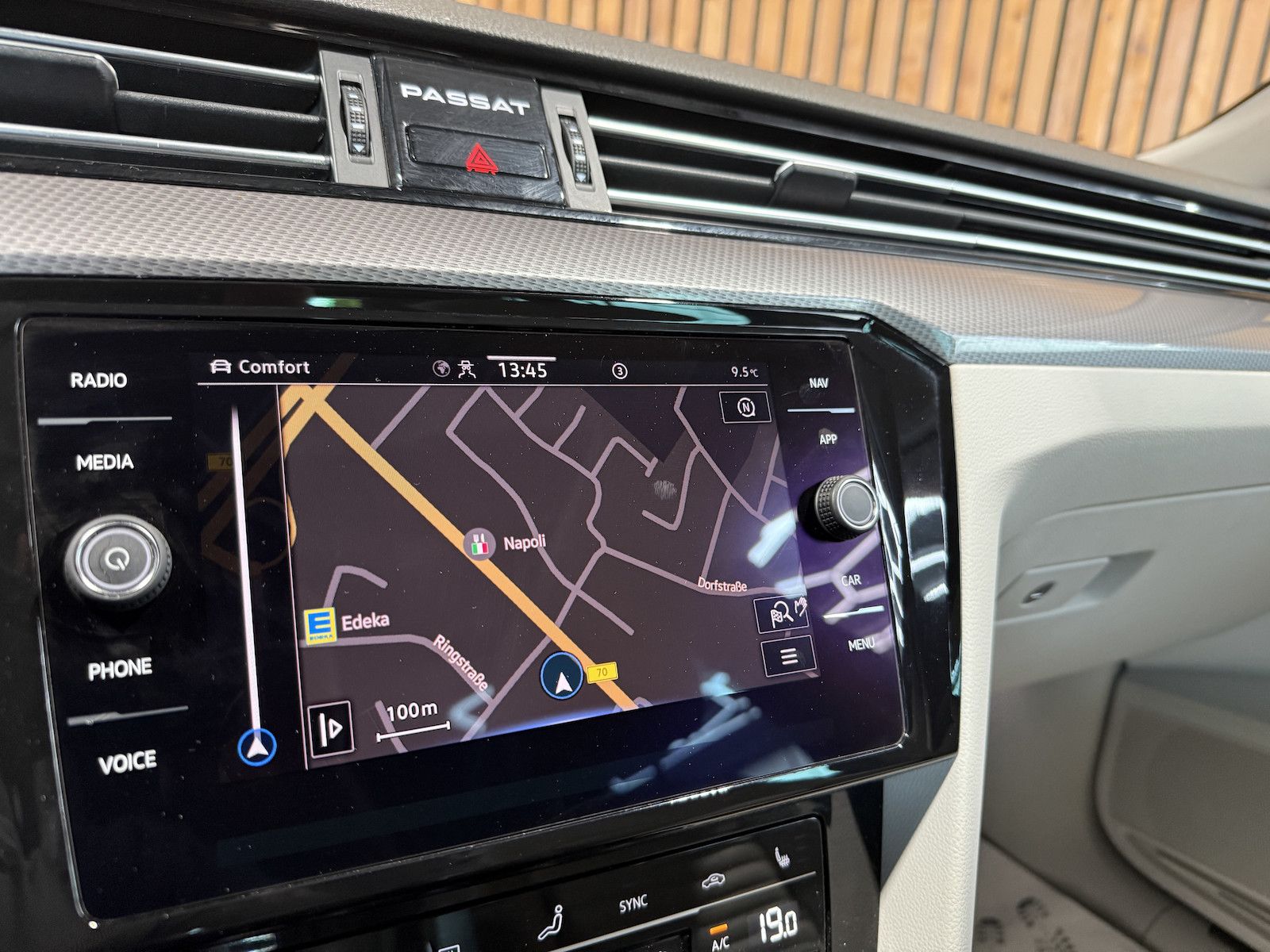 Fahrzeugabbildung Volkswagen Passat Alltrack 2,0 TDI 4M DSG Navi*360*Pano*AHK