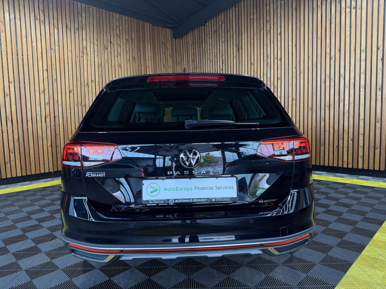Fahrzeugabbildung Volkswagen Passat Alltrack 2,0 TDI 4M DSG Navi*360*Pano*AHK