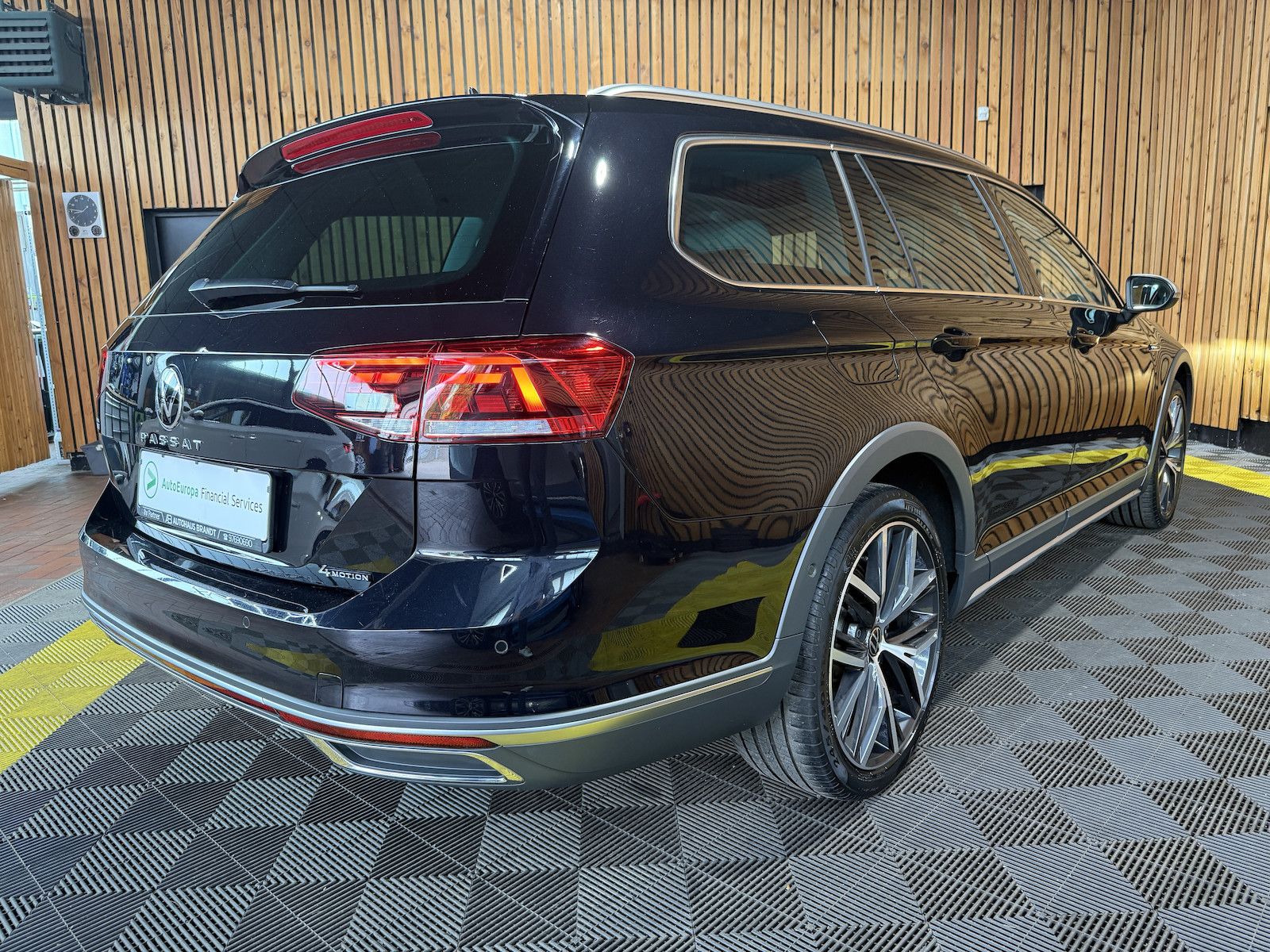 Fahrzeugabbildung Volkswagen Passat Alltrack 2,0 TDI 4M DSG Navi*360*Pano*AHK