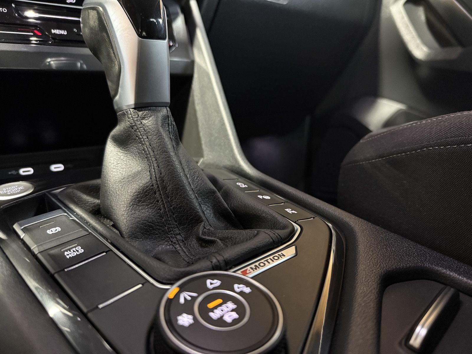 Fahrzeugabbildung Volkswagen Tiguan Allspace 2,0TDI Eleg. 4M DSG Navi*360*AHK