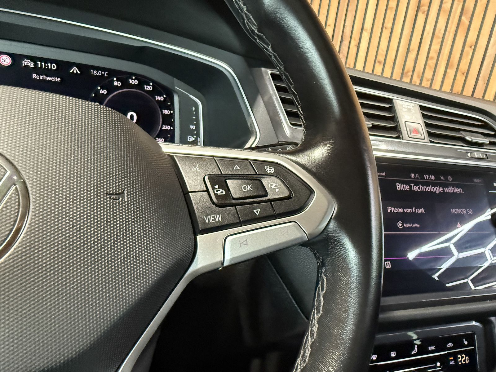 Fahrzeugabbildung Volkswagen Tiguan Allspace 2,0TDI Eleg. 4M DSG Navi*360*AHK