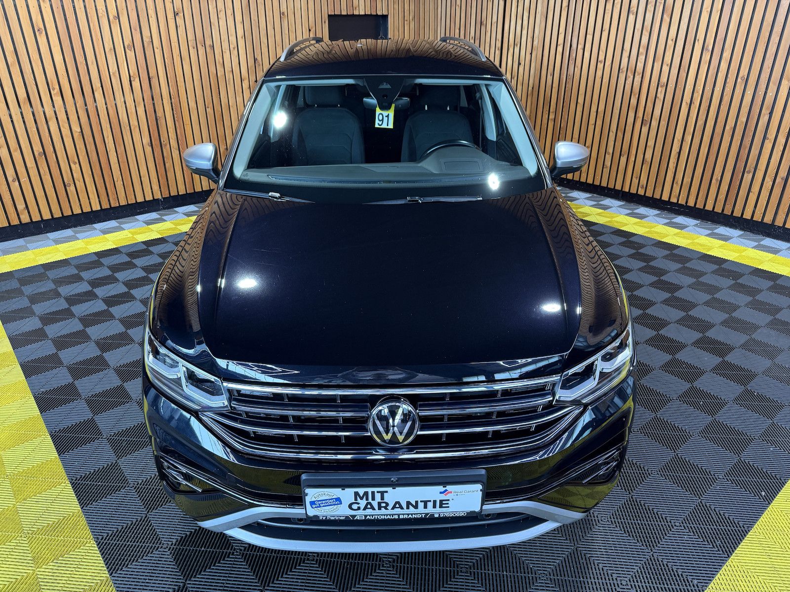 Fahrzeugabbildung Volkswagen Tiguan Allspace 2,0TDI Eleg. 4M DSG Navi*360*AHK