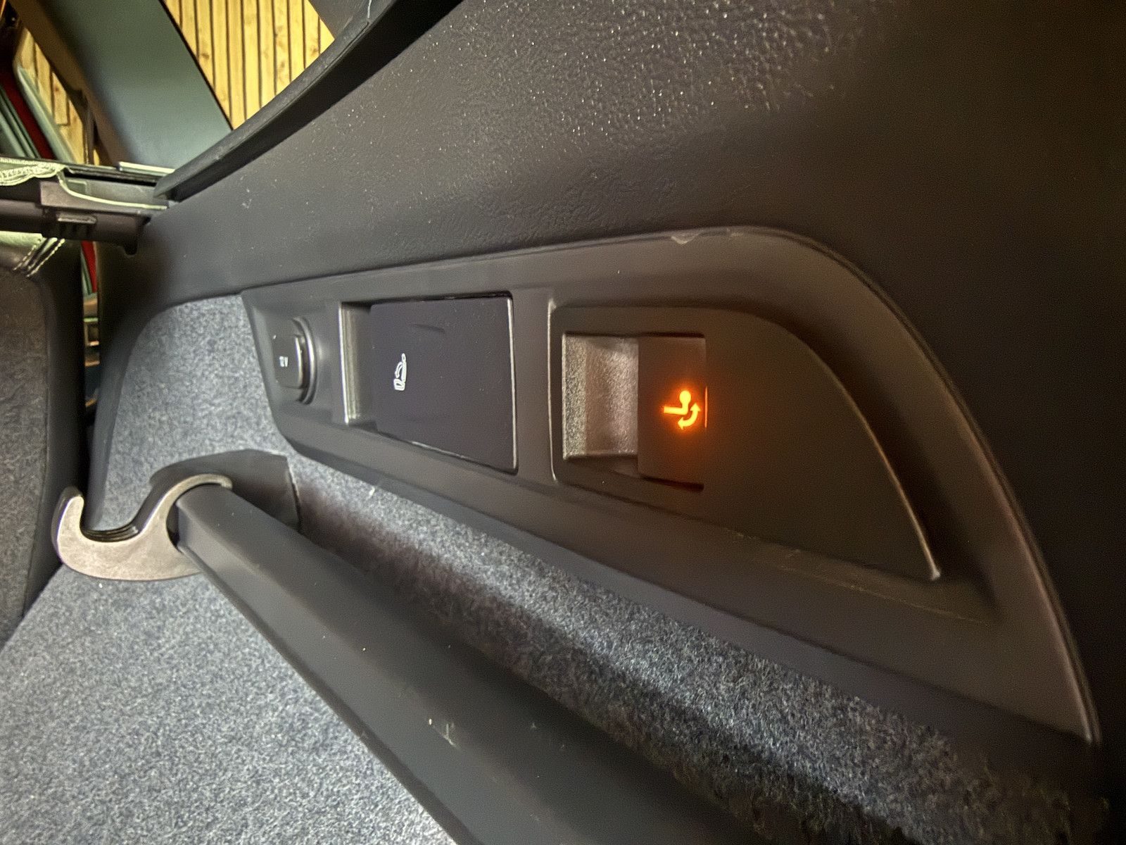 Fahrzeugabbildung SKODA Kodiaq 2,0 TDI Sportline DSG Navi*Matrix*Kam*AHK