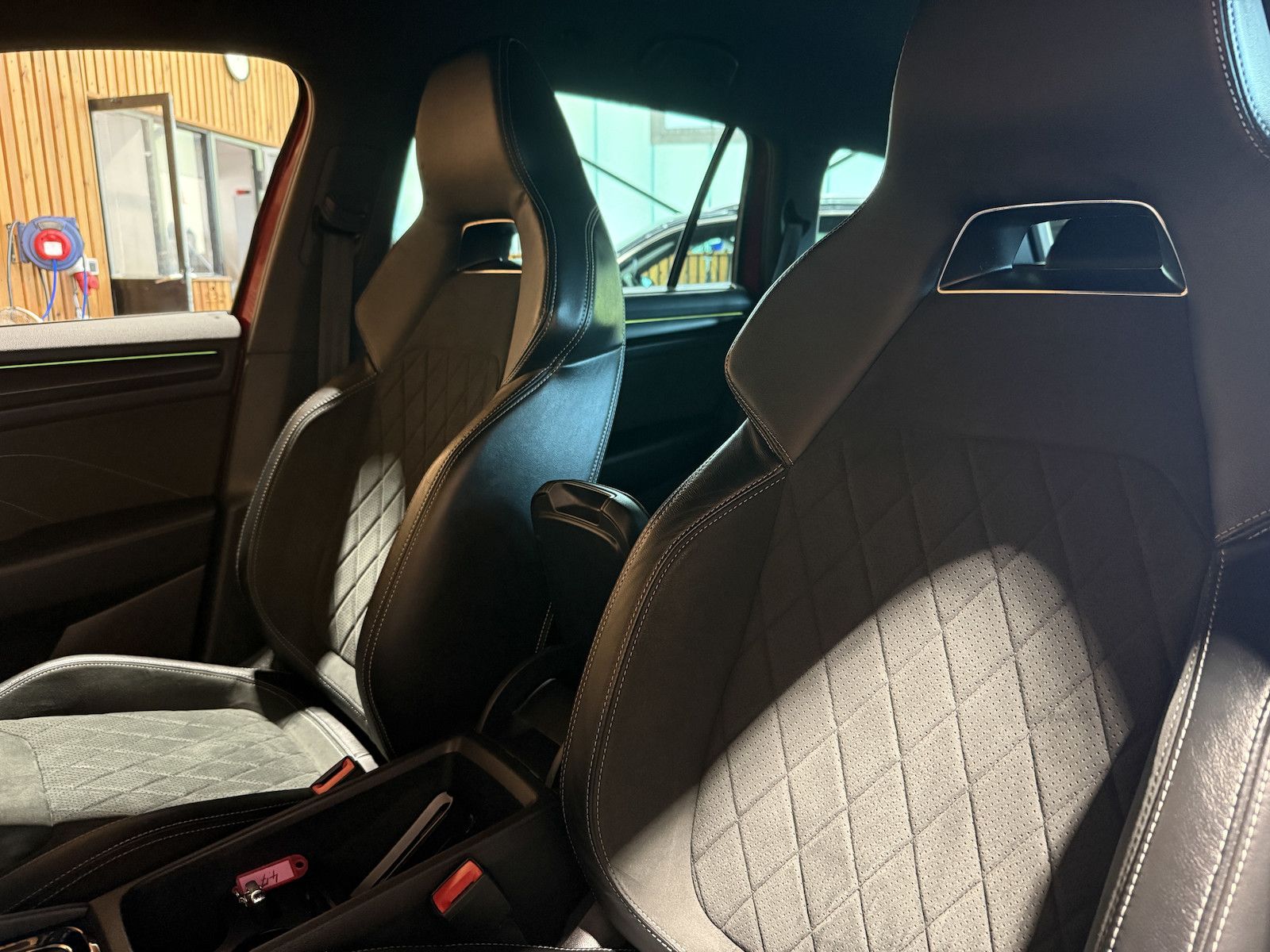 Fahrzeugabbildung SKODA Kodiaq 2,0 TDI Sportline DSG Navi*Matrix*Kam*AHK