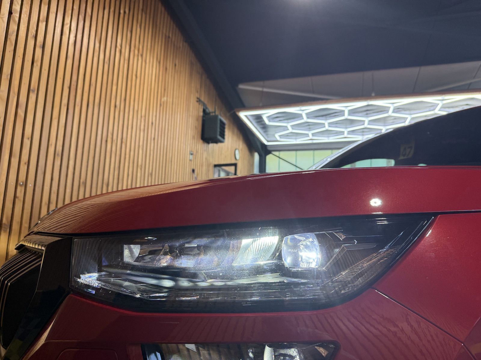 Fahrzeugabbildung SKODA Kodiaq 2,0 TDI Sportline DSG Navi*Matrix*Kam*AHK