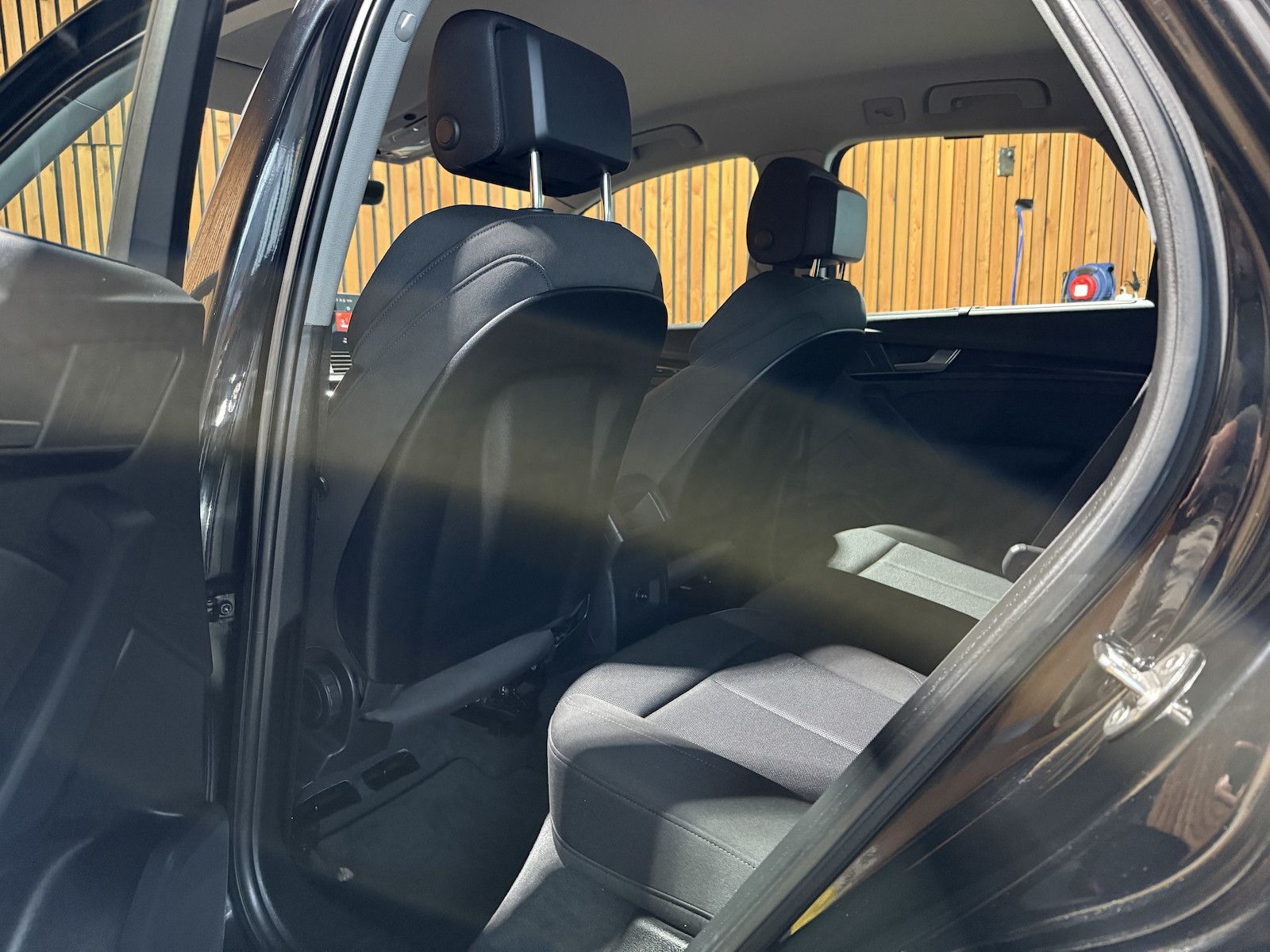 Fahrzeugabbildung Audi Q5 40 TDI quattro *Navi*AHK*Virtual*Matrix*Keyl.