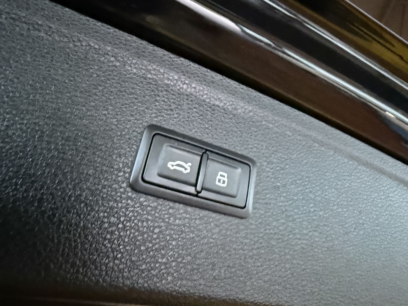Fahrzeugabbildung Audi Q5 40 TDI quattro *Navi*AHK*Virtual*Matrix*Keyl.