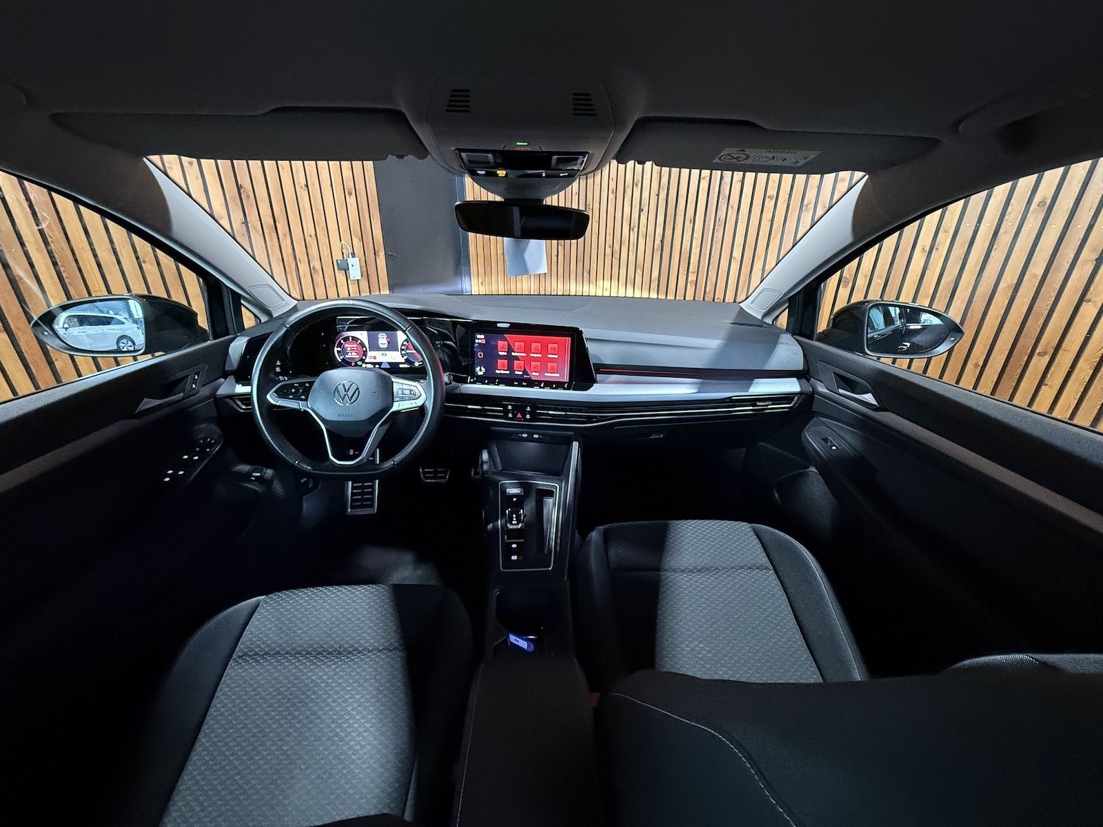 Fahrzeugabbildung Volkswagen Golf Variant 2,0 TDI DSG *Navi*LED*Virt*Kam*Keyl