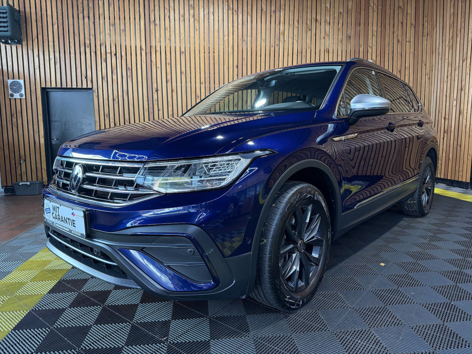 Volkswagen Tiguan Allspace 2,0 TDI DSG *Navi+*7-Si*AHK*Kam*