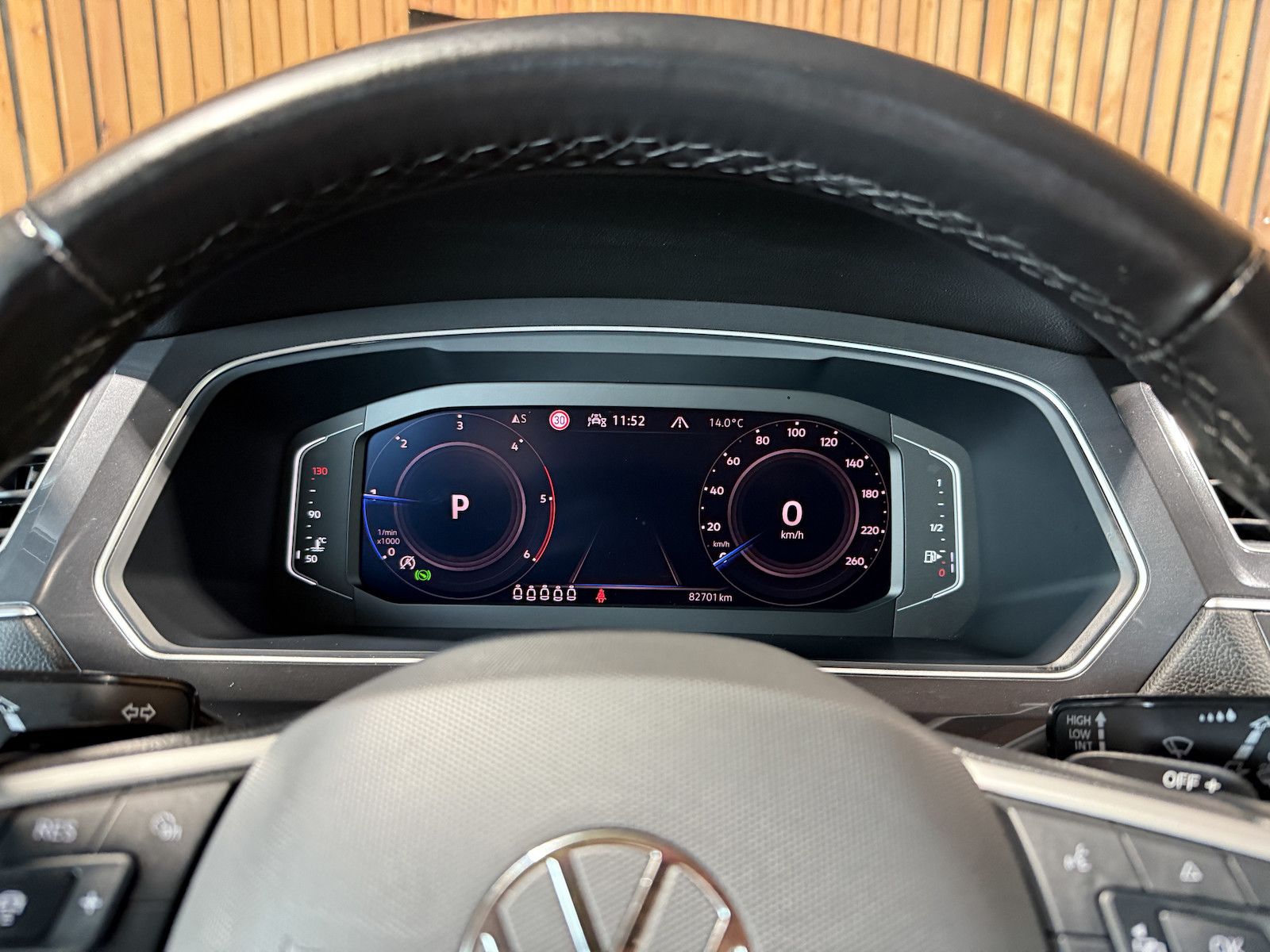 Fahrzeugabbildung Volkswagen Tiguan Allspace 2,0 TDI DSG *Navi+*7-Si*AHK*Kam*