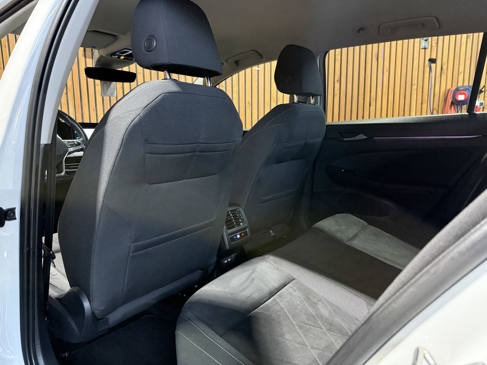 Fahrzeugabbildung Volkswagen Golf Variant 2,0 TDI Style DSG Navi*Kam*Keyl*AHK