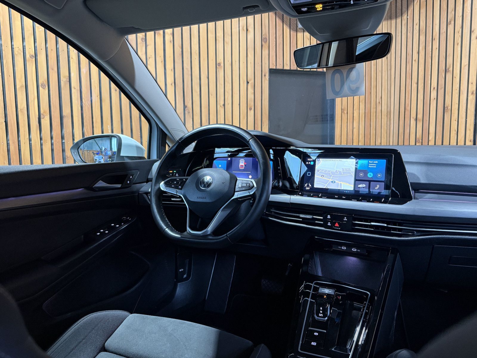 Fahrzeugabbildung Volkswagen Golf Variant 2,0 TDI Style DSG Navi*Kam*Keyl*AHK