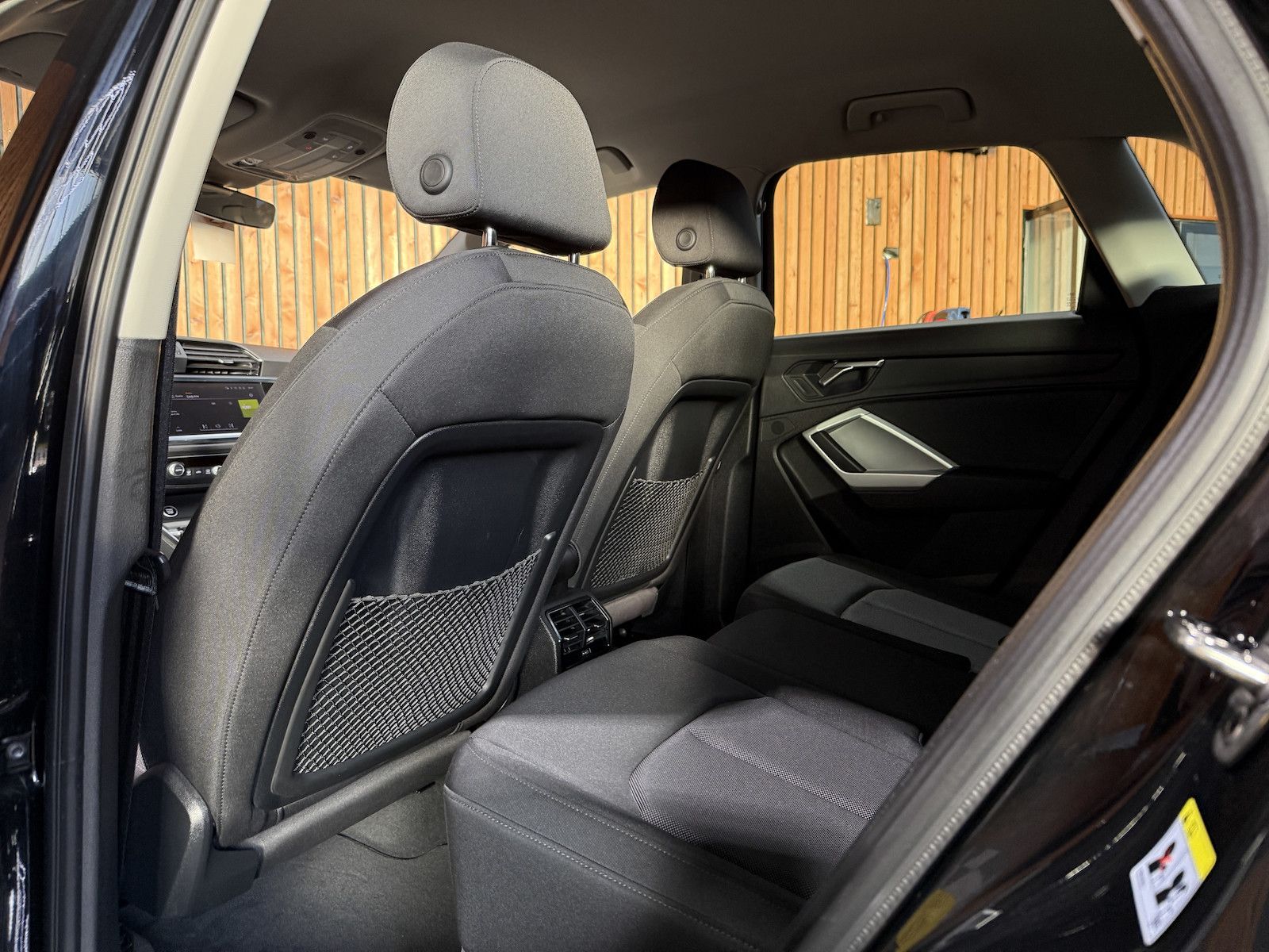 Fahrzeugabbildung Audi Q3 35TDI advanced Aut. Navi+*LED*Virtual*Kam*AHK