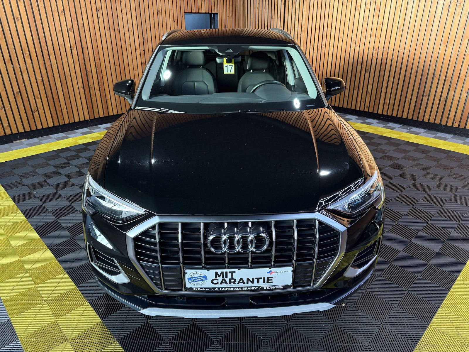 Fahrzeugabbildung Audi Q3 35TDI advanced Aut. Navi+*LED*Virtual*Kam*AHK