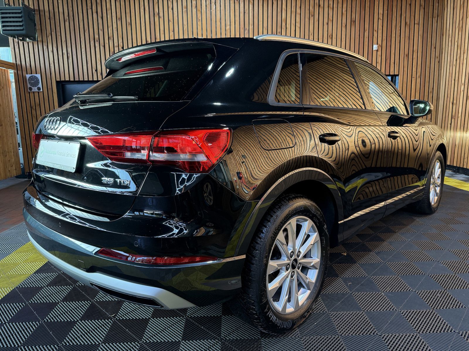 Fahrzeugabbildung Audi Q3 35TDI advanced Aut. Navi+*LED*Virtual*Kam*AHK